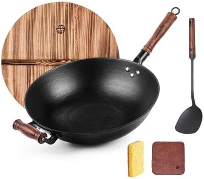 Flat bottom cast iron wok with spatula