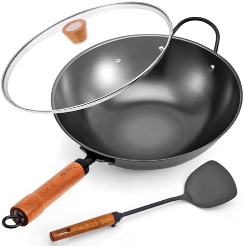 Flat bottom induction wok with helper handle