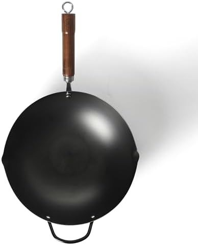 Carbon steel wok with walnut handle — photo 4